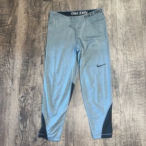 Women’s Nike leggings